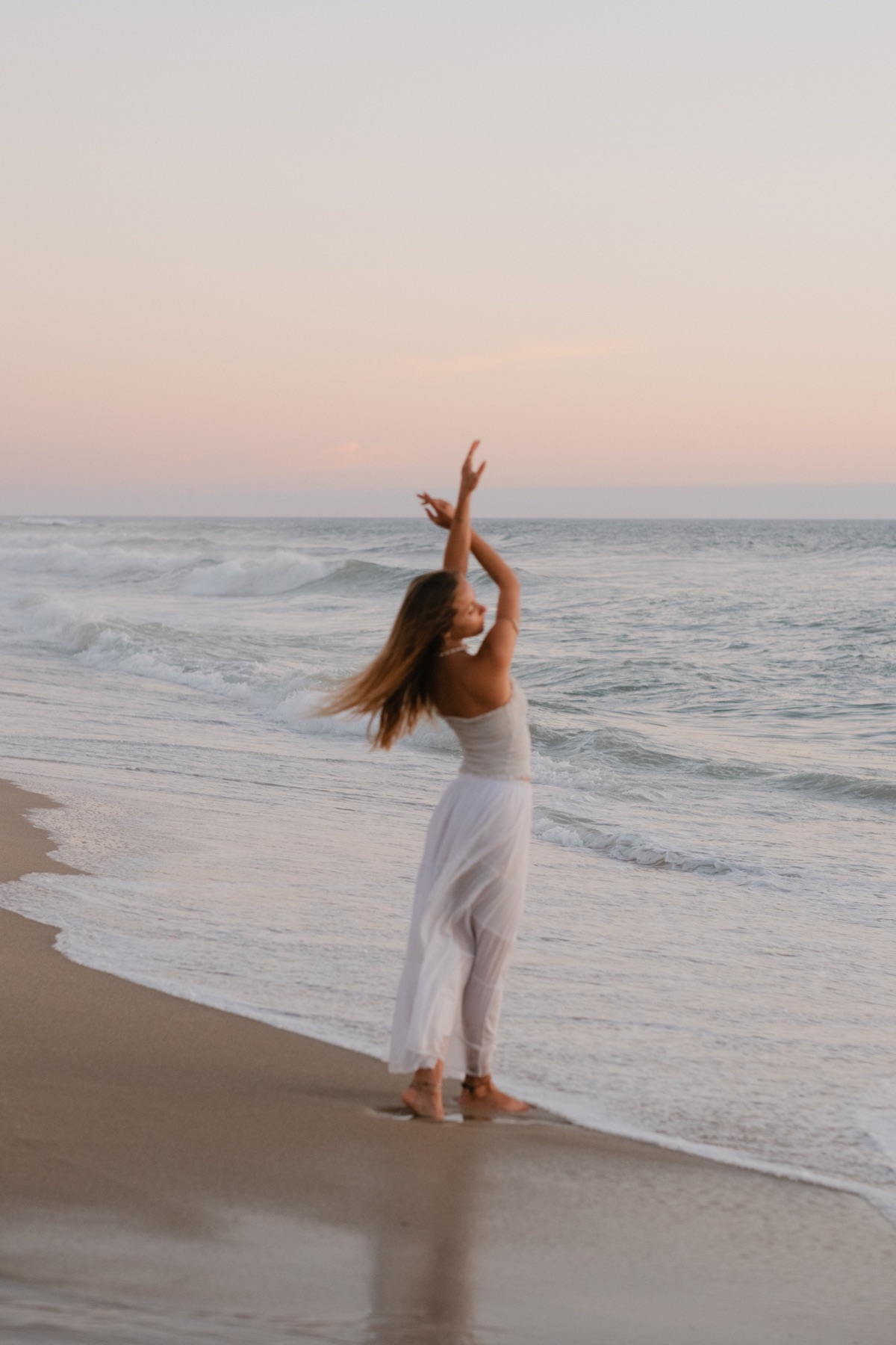 Amelia at dusk in São Julião